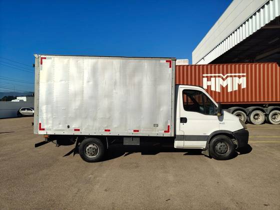 IVECO DAILY 35S14 CHASSI CABINE TURBO INTERCOOLER DIESEL 2P MANUAL IVECO DAILY 35S14 CHASSI CABINE TURBO INTERCOOLER DIESEL 2P MANUAL